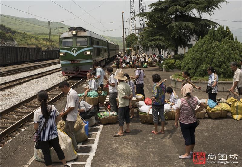 太平里火车站 Taipingli railway station-Kaifa Zhou 周开发-China 中国.jpg