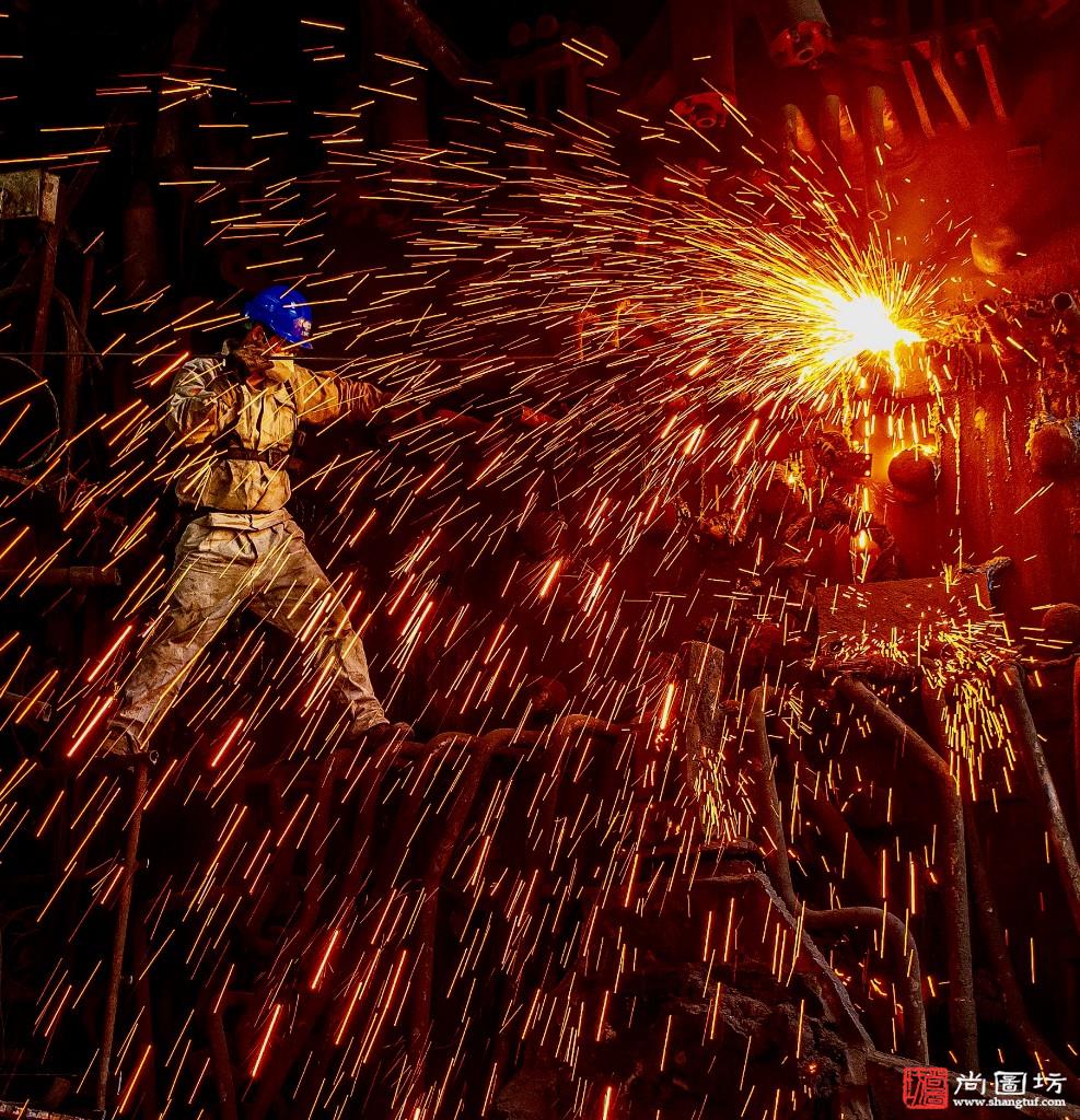 《绽放的青春-Blooming Youth》摄影:周华民 Zhou Huamin-中国 China.jpg